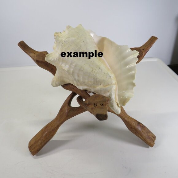 (1)Vintage Carved Wood Intertwined Bowl Display-Collapses Tripod - Picture 2 of 8